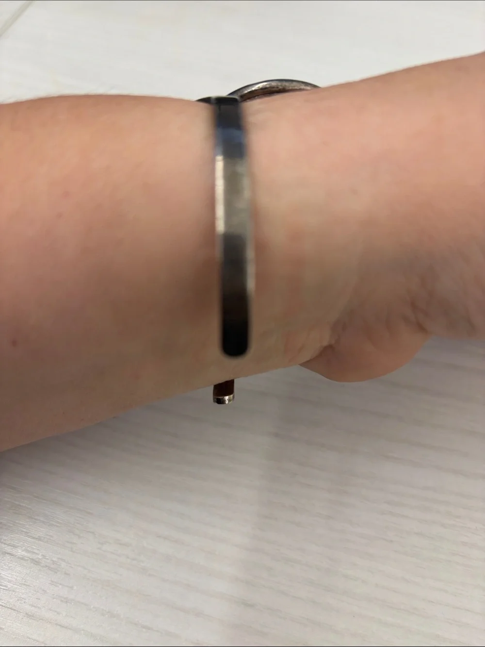 Unbranded Blue Fashion Wrist Cuff with Round Accent